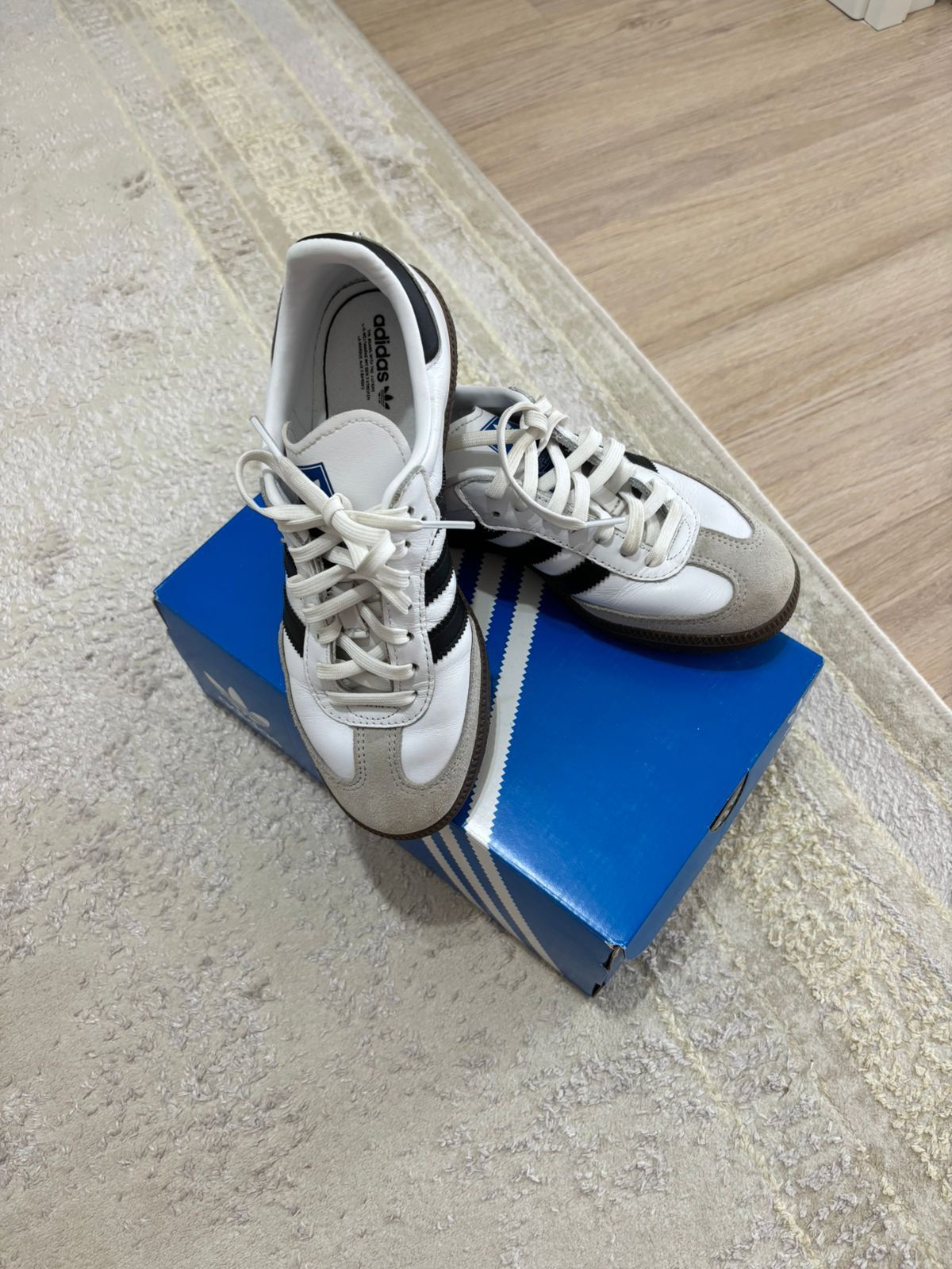 Продается Adidas Samba