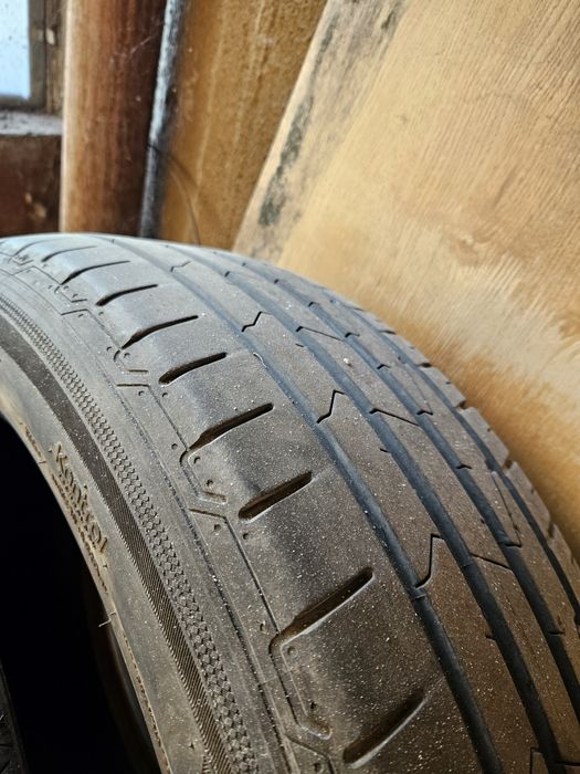 2 броя летни гуми Hankook Ventus Prime 3 215/55/18 / 6mm / DOT 3620