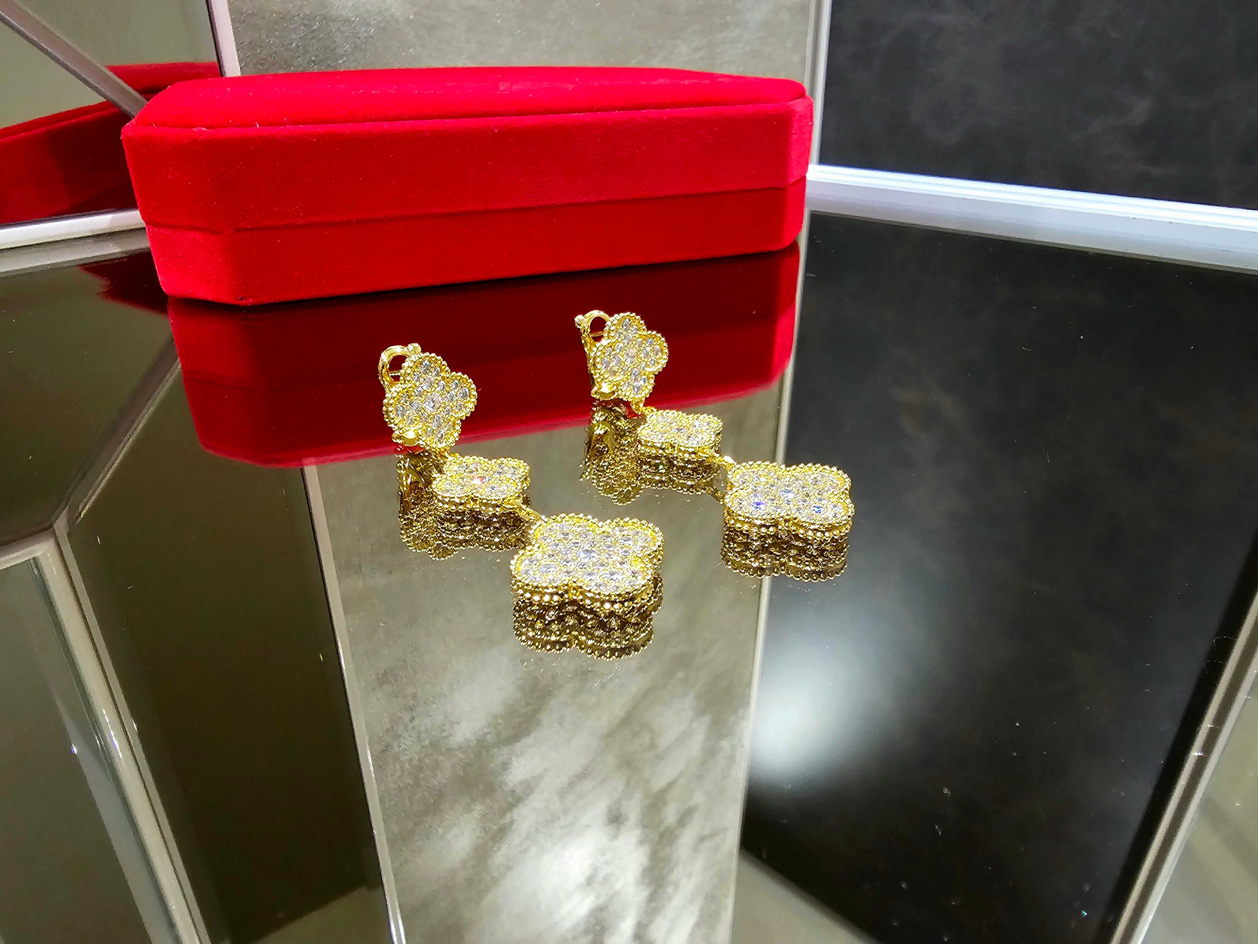 Van Cleef & Arpels VCA Gold 3 Motifs Diamond Alhambra Дамски Обеци