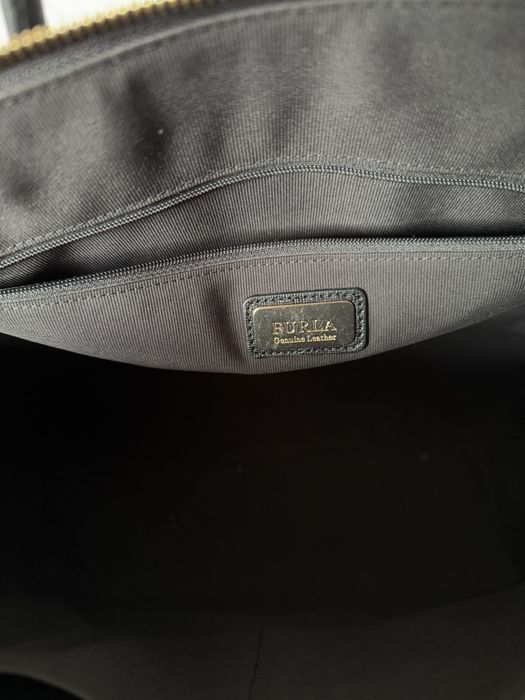 Дамска черна чанта FURLA естествена кожа