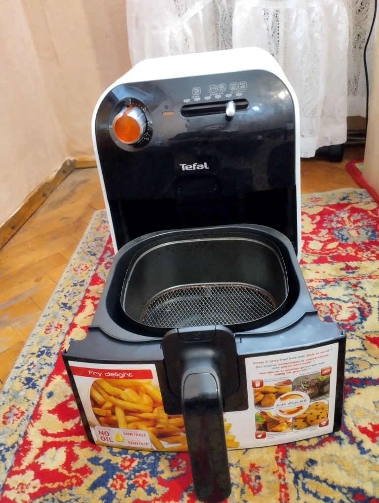 Фритюрник с горещ въздух Tefal Fry Delight; FX100015