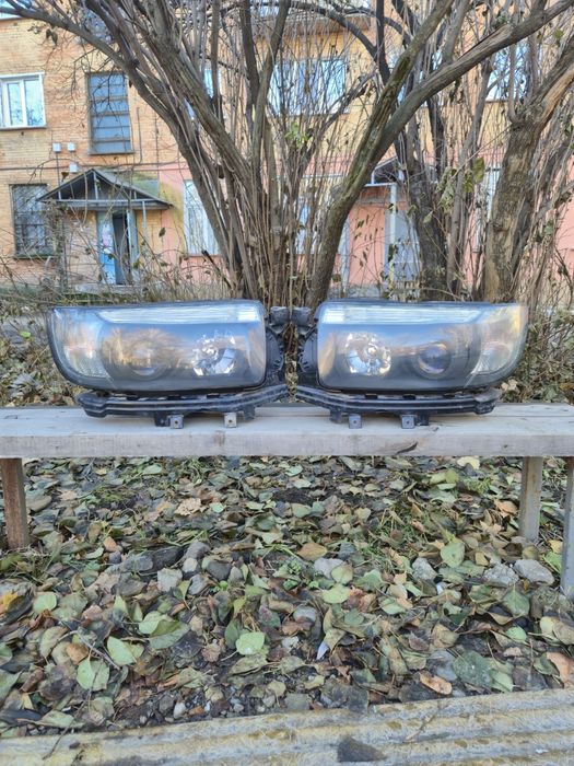 Продам фары Subaru sg5 рестайлинг