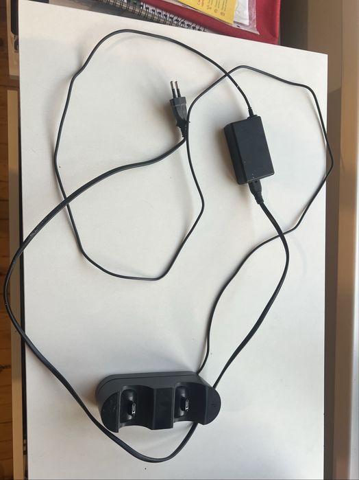 Ps4 slim /плейстейшън 4 + 8  игри + специално зарядно