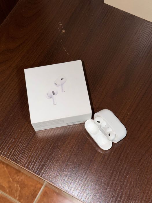 Оригинал Новый Airpod Pro 2 
Yangi Airpod Pro 2 Tub-C