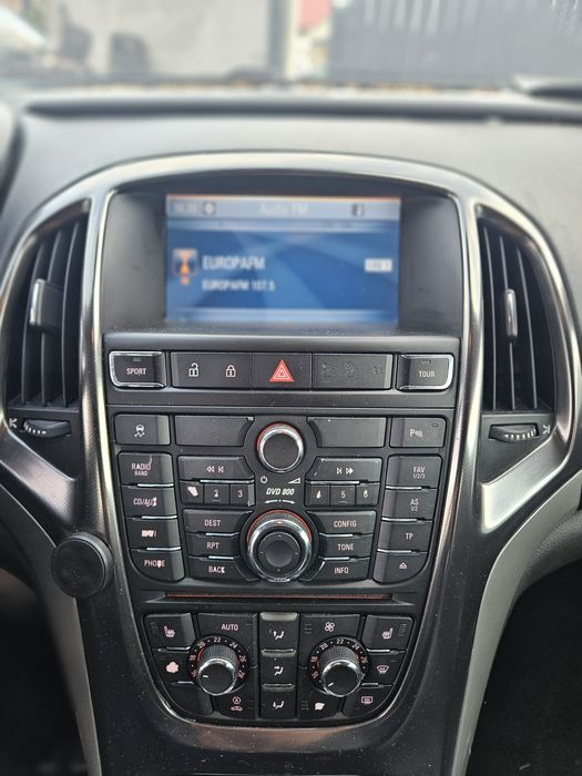 Navigație opel astra j