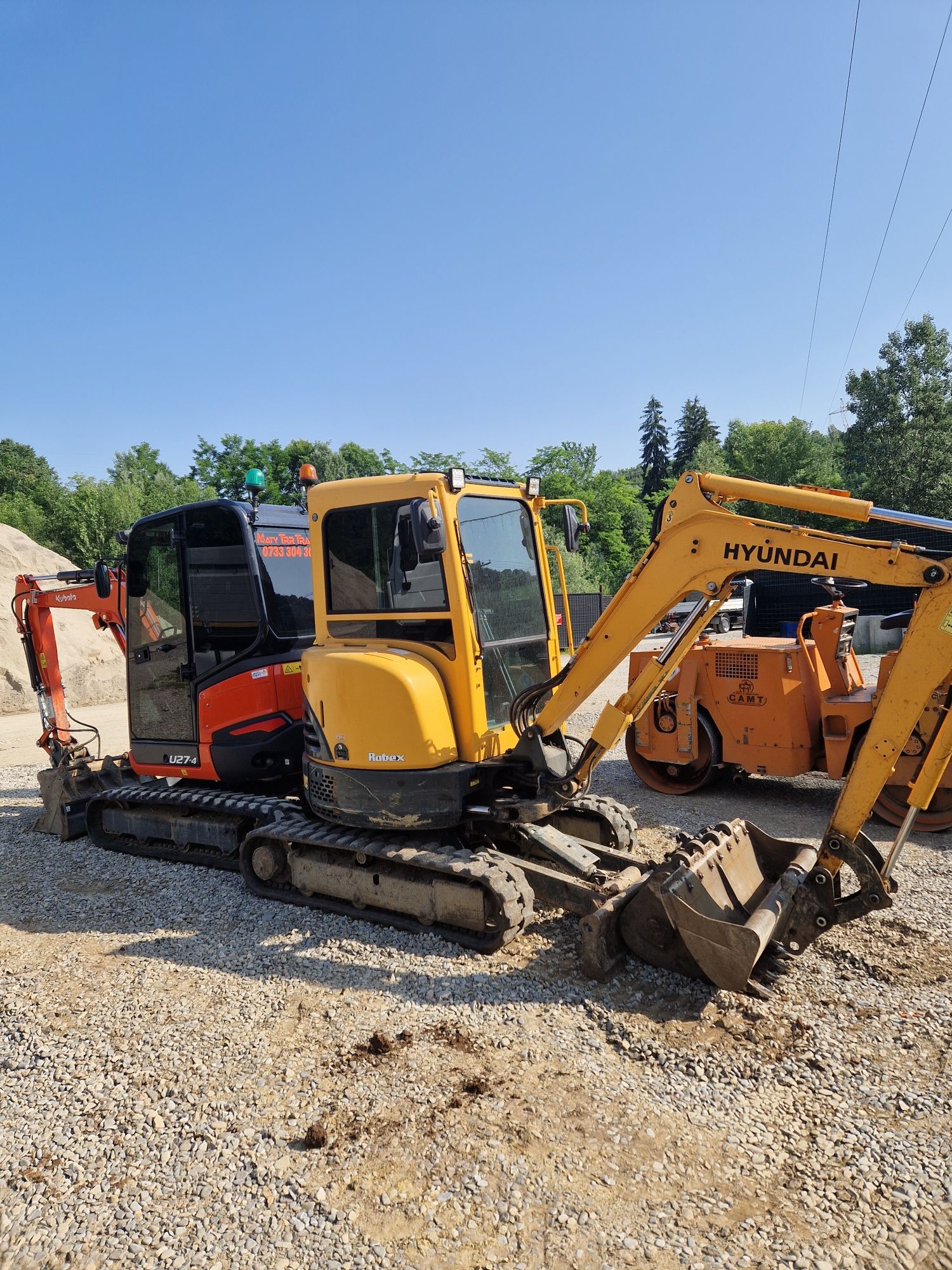 Miniexcavator buldoexcavator cilindru bobcat nisip balast pietris etc