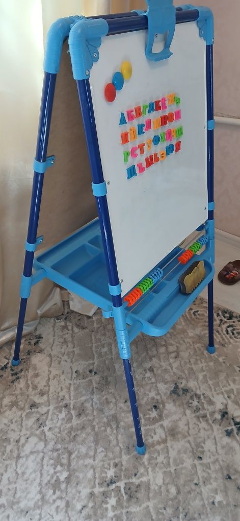 Мольберт двухсторонний