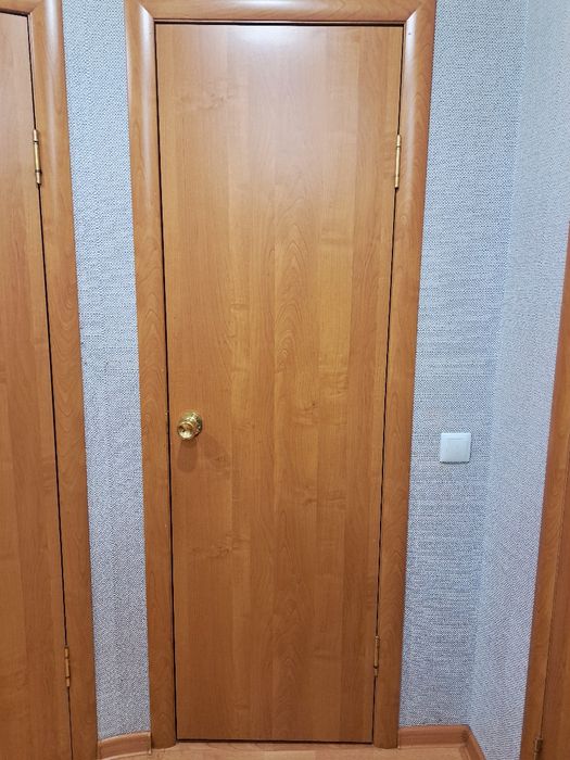 Отдам дверь межкомнатную