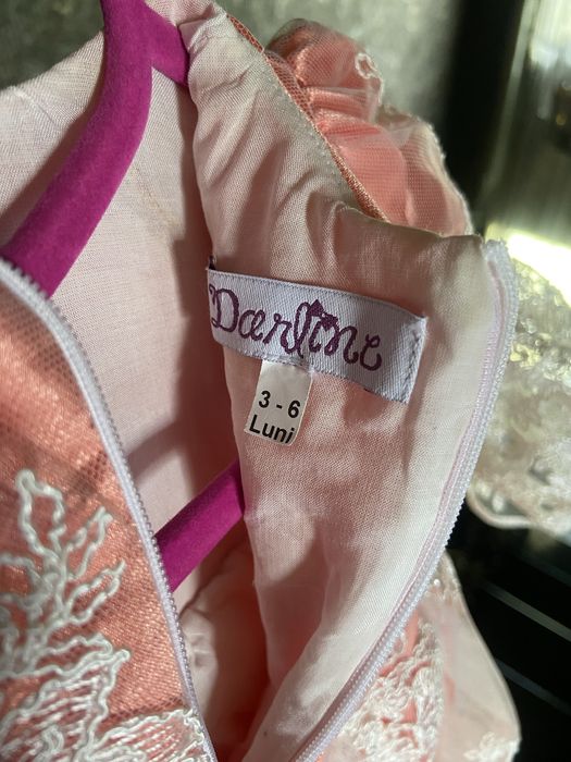 Vand rochita superba de ocazie 3-6 luni “Darline”
