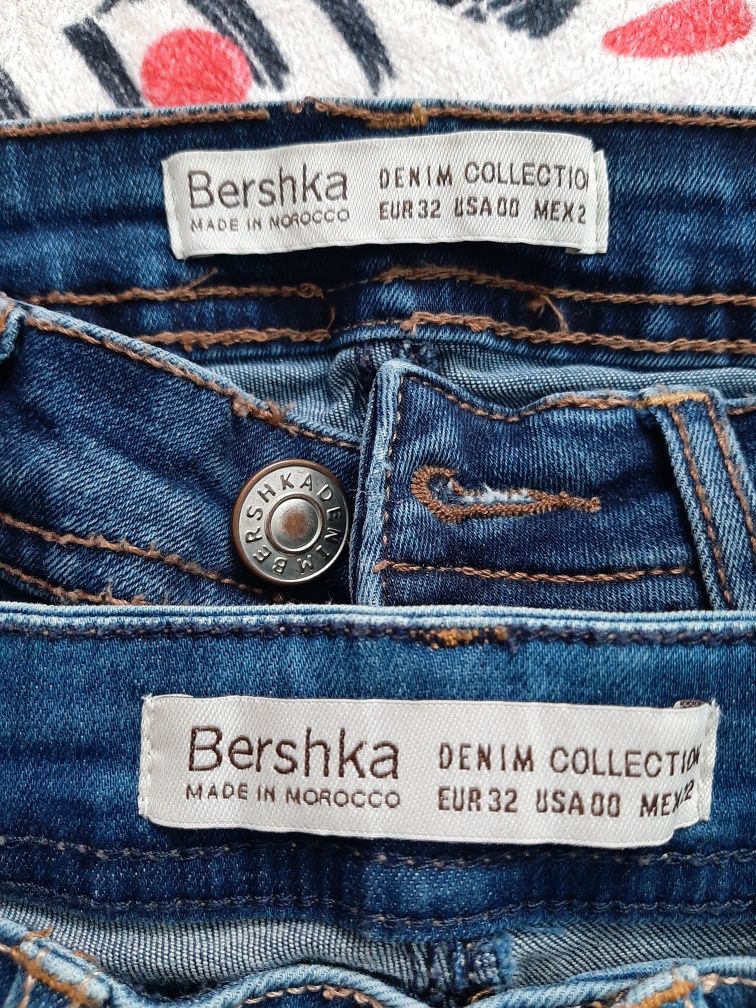 Blugi Bershka 32 7-8 ani