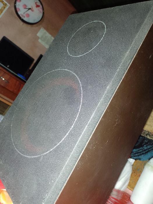 Vind boxa cu difuzor alien