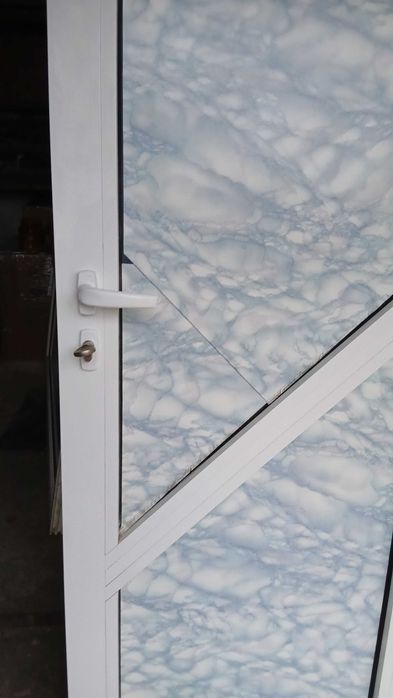 Usa termopan baie cu oglinda + toc  in stare buna