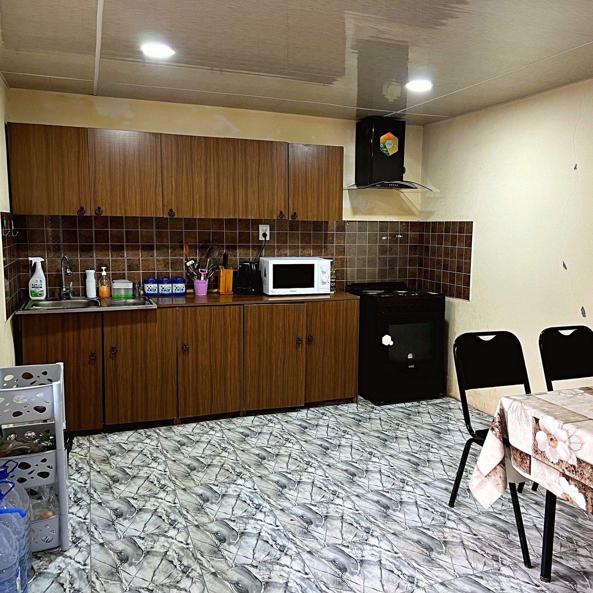 Срочно продаётся дом участка в центре Кибрая 5,62 сот. 20,3×27,7