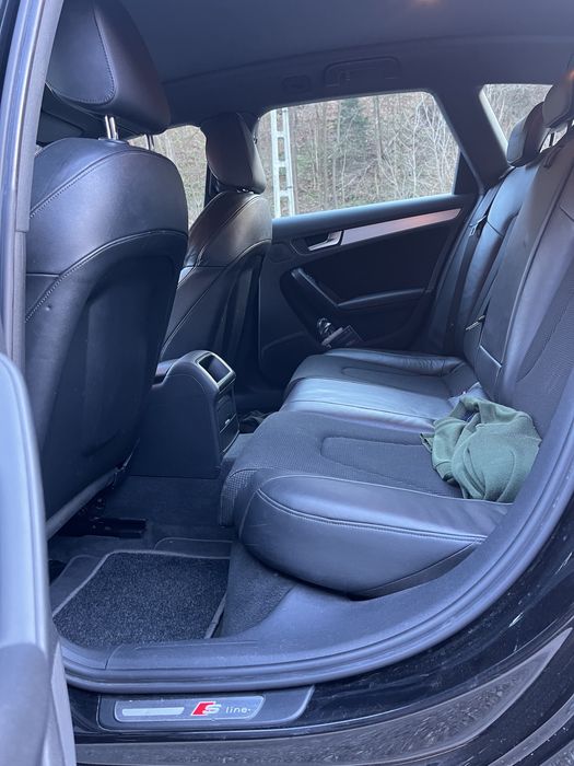 Audi A4 2012 S-line 2.0 TDI 143 CP Euro 5 Bi-Xenon