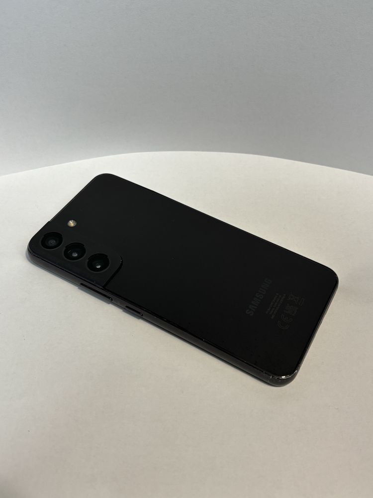 MDM vinde: Samsung S22, 128GB, Phantom Black.