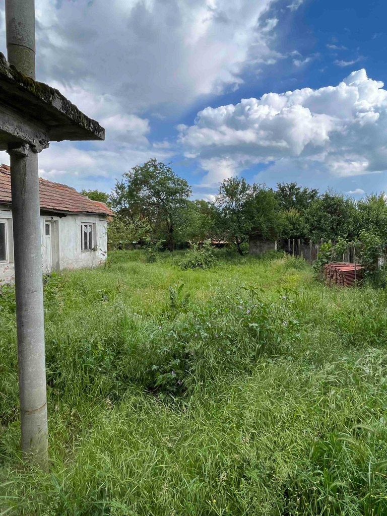 Продава се Къща в Казанлък - 130 кв.м за 549 €/кв.м - Снимка #1