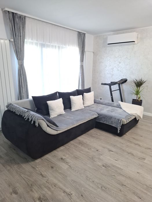 Coltar living de vanzare