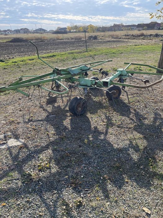 Vand grebla de imprastiat fan, ravasit fan, intors fan, marca  Deutz