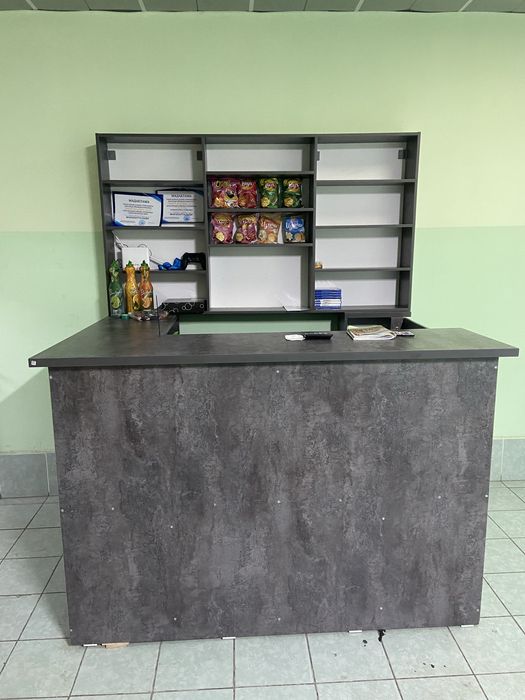 Продается кассовая зона с полкой