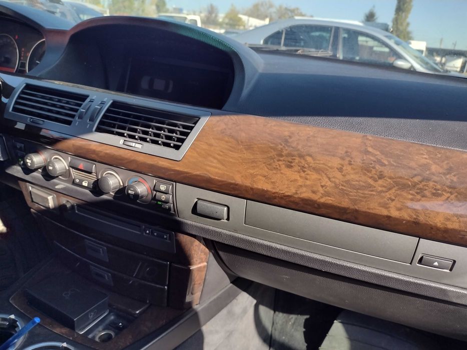 BMW 745il,в движение,кожен салон