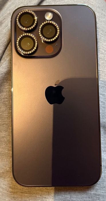 Айфон 14 про черный и фиолетовый