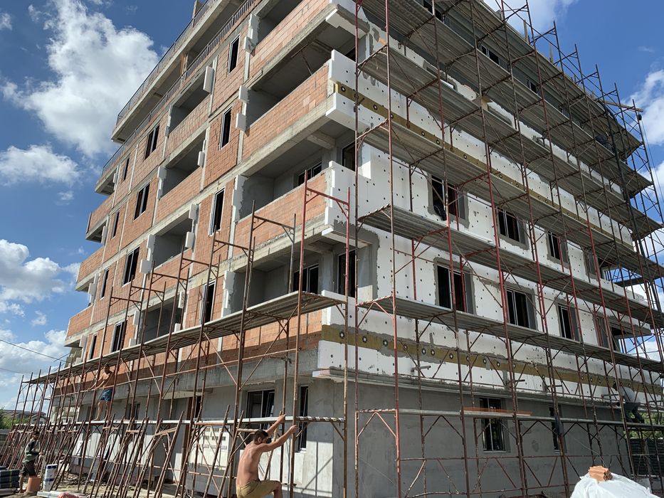 Firma Constructii executam blocuri/case la rosu, la preturi corecte !!