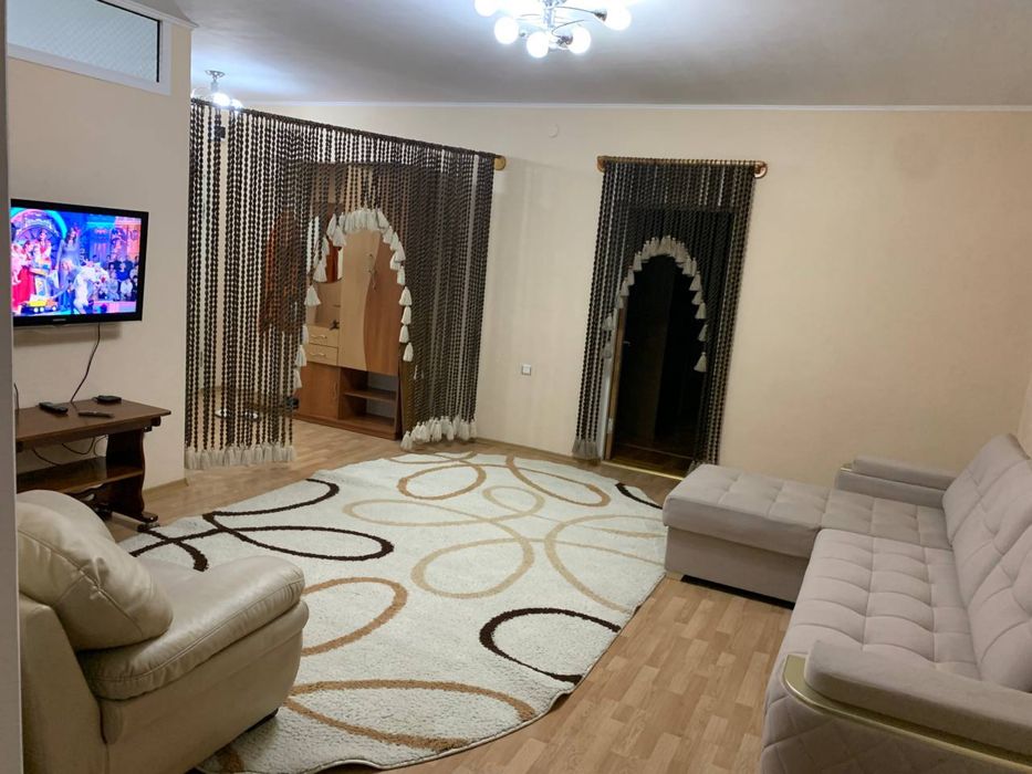 Сдается 2-х комнатная квартира в центре