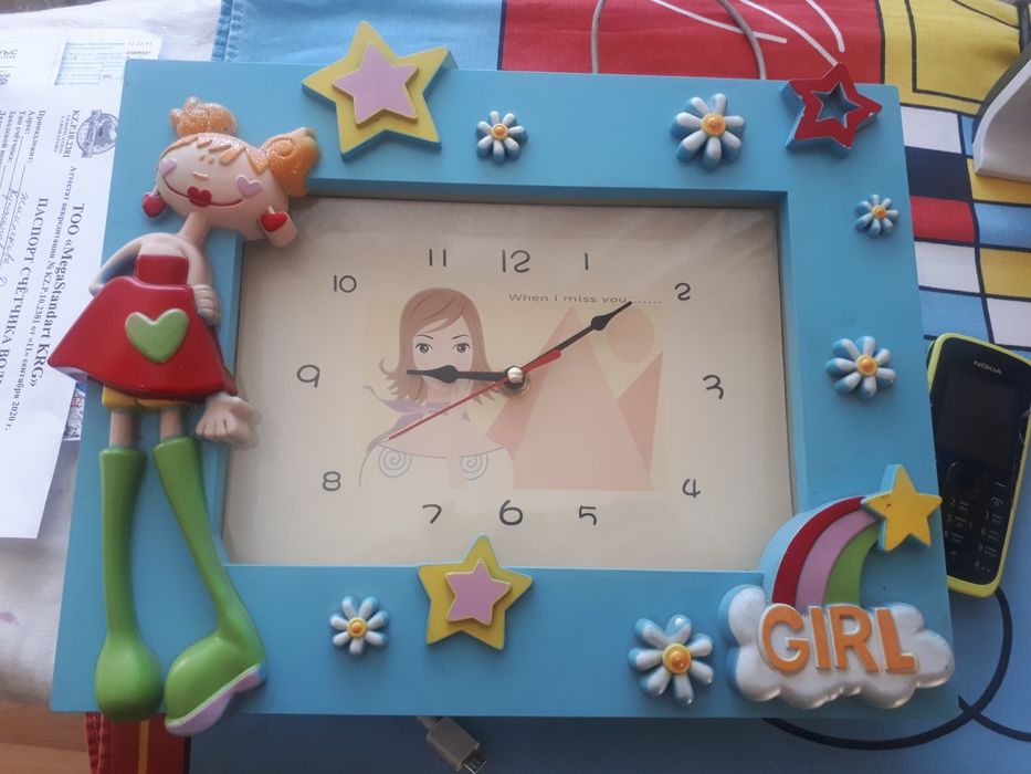 Часы для девочки в комнату
