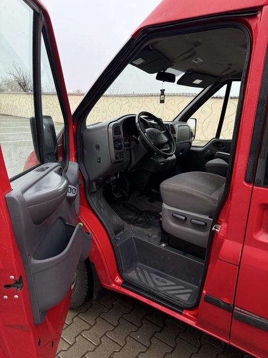 Ford Transit // 108,000km