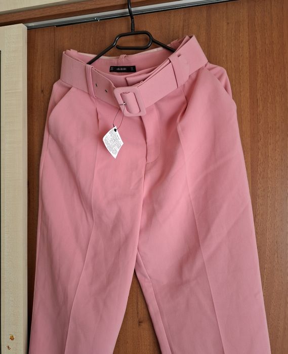 Pantaloni Zara noi -cu eticheta+ curea