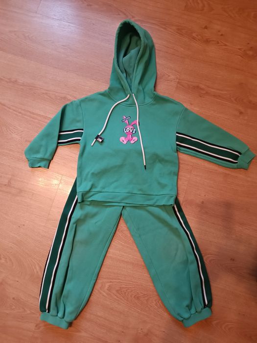 Костюм на девочку