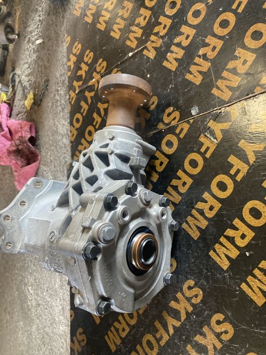 Land Rover Discovery 2.0D 2018 година Раздатъчна Кутия Раздатка