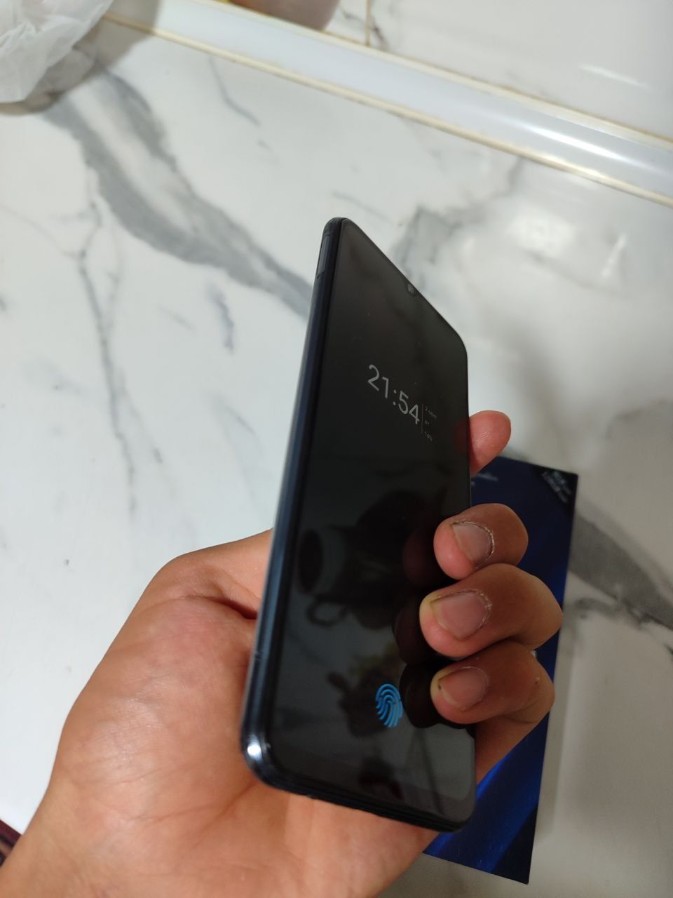 Vivo v21e 8/128.