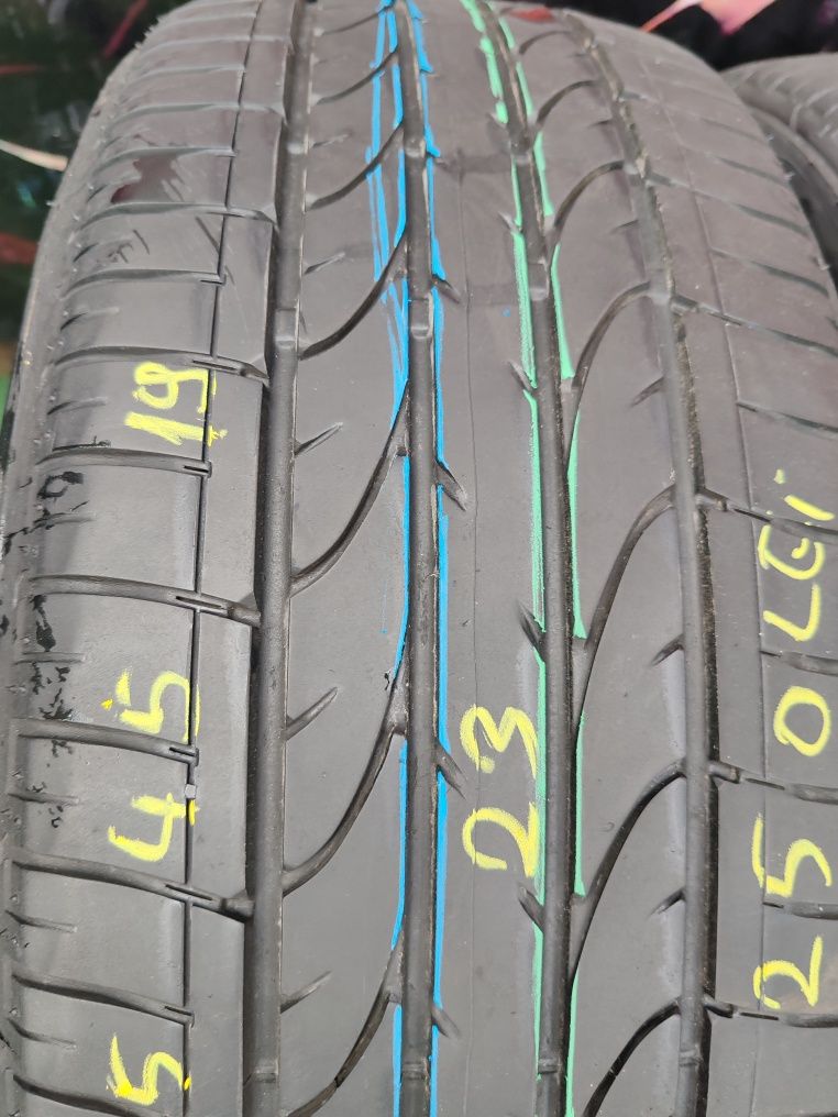 225 45 19 vara Bridgestone