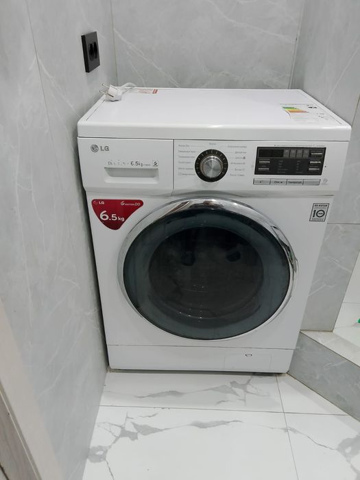 Продаётся стиральная машинка.  24/7.