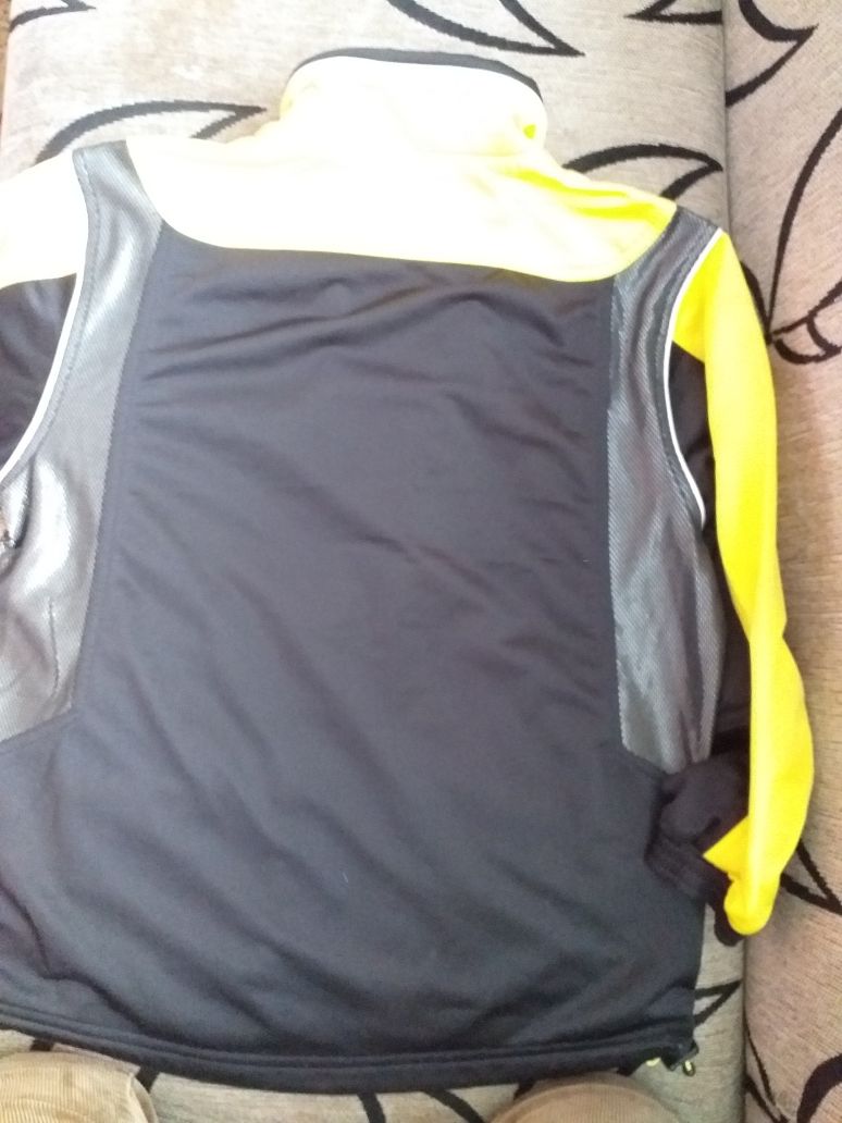 Спортно горнище Erima оригинално размер 40/ М, 2