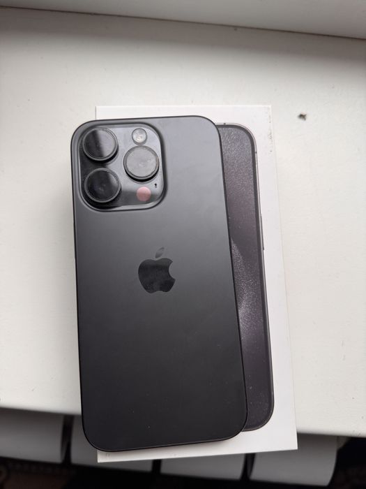 Iphone 15 pro 100% акб