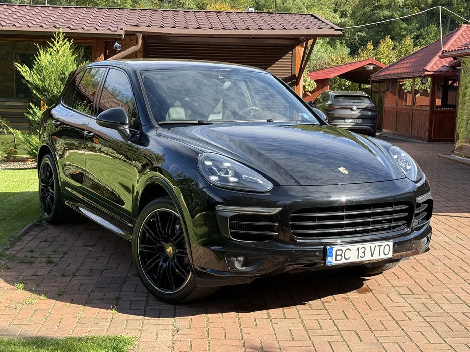 Porsche Cayenne facelift/packet GTS/faruri led 4k/Apple Carplay