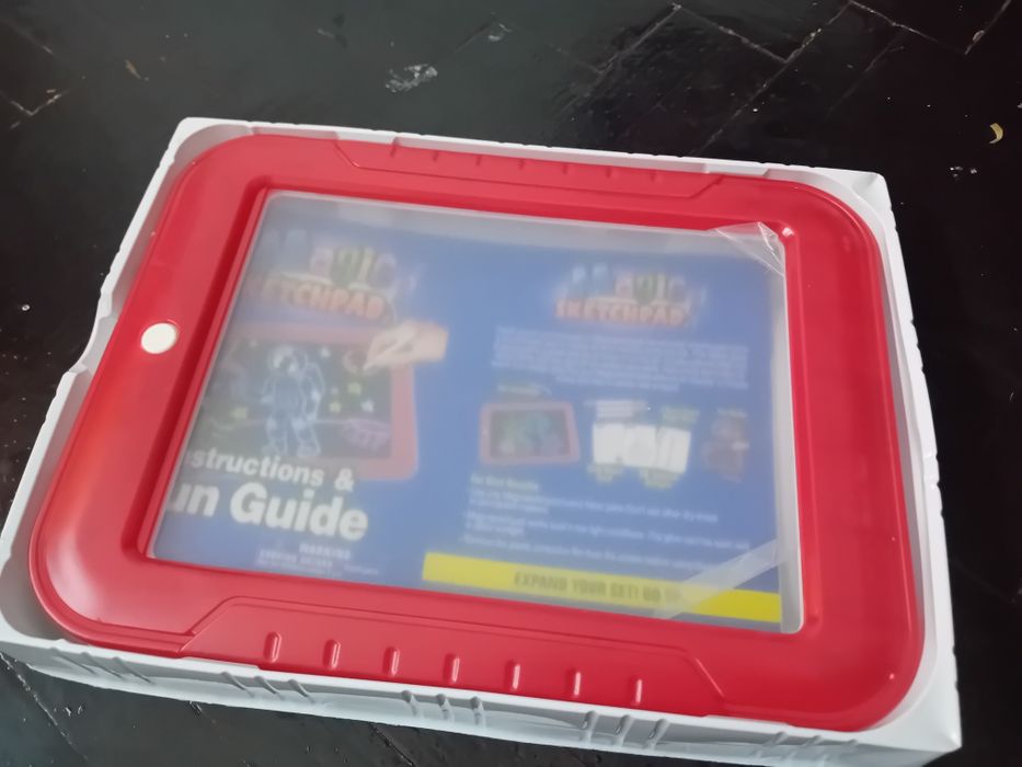 Magic sketchpad joc interactiv cu luminii