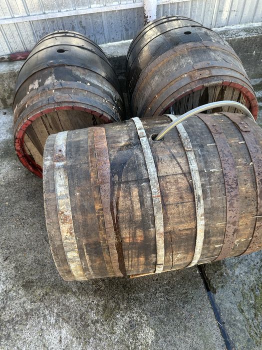 De vanzare centralape lemne  , boiler electric si butoie din lemn