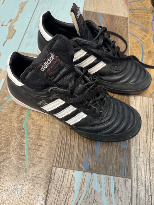 Adidas mundial стоножки