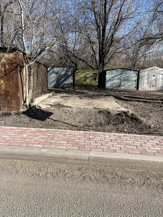 Земельный участок в центре города Ерубаева-Пичугина.