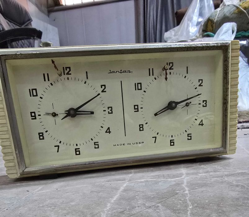 Часы шахматные бу