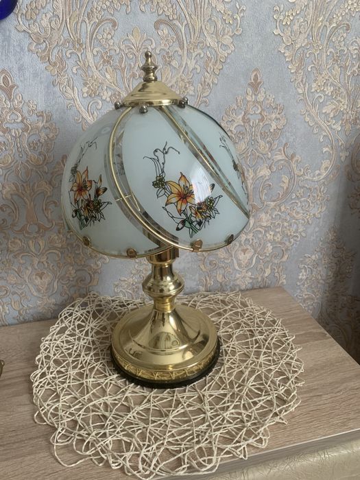 Ночник прикроватный В отл сост. звонить на воцап