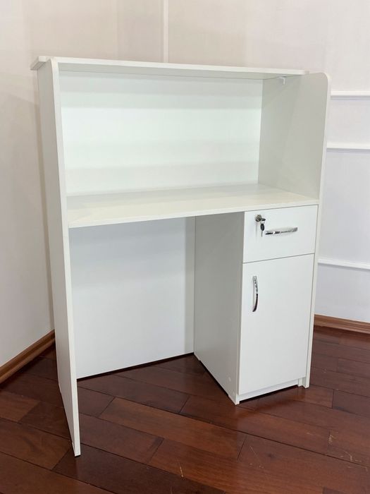 Прокат/Аренда Диваны Кресла Журнальные столики Трибуны Рессепшн