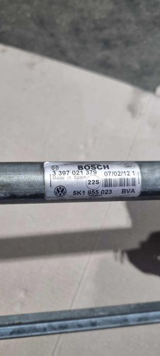 Ansamblu stergatoare complet cu motoras VW Golf 6 5k1955119 5K1955023