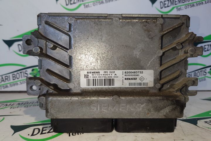 Calculator motor ECU S110140011 A Dacia Logan prima generatie