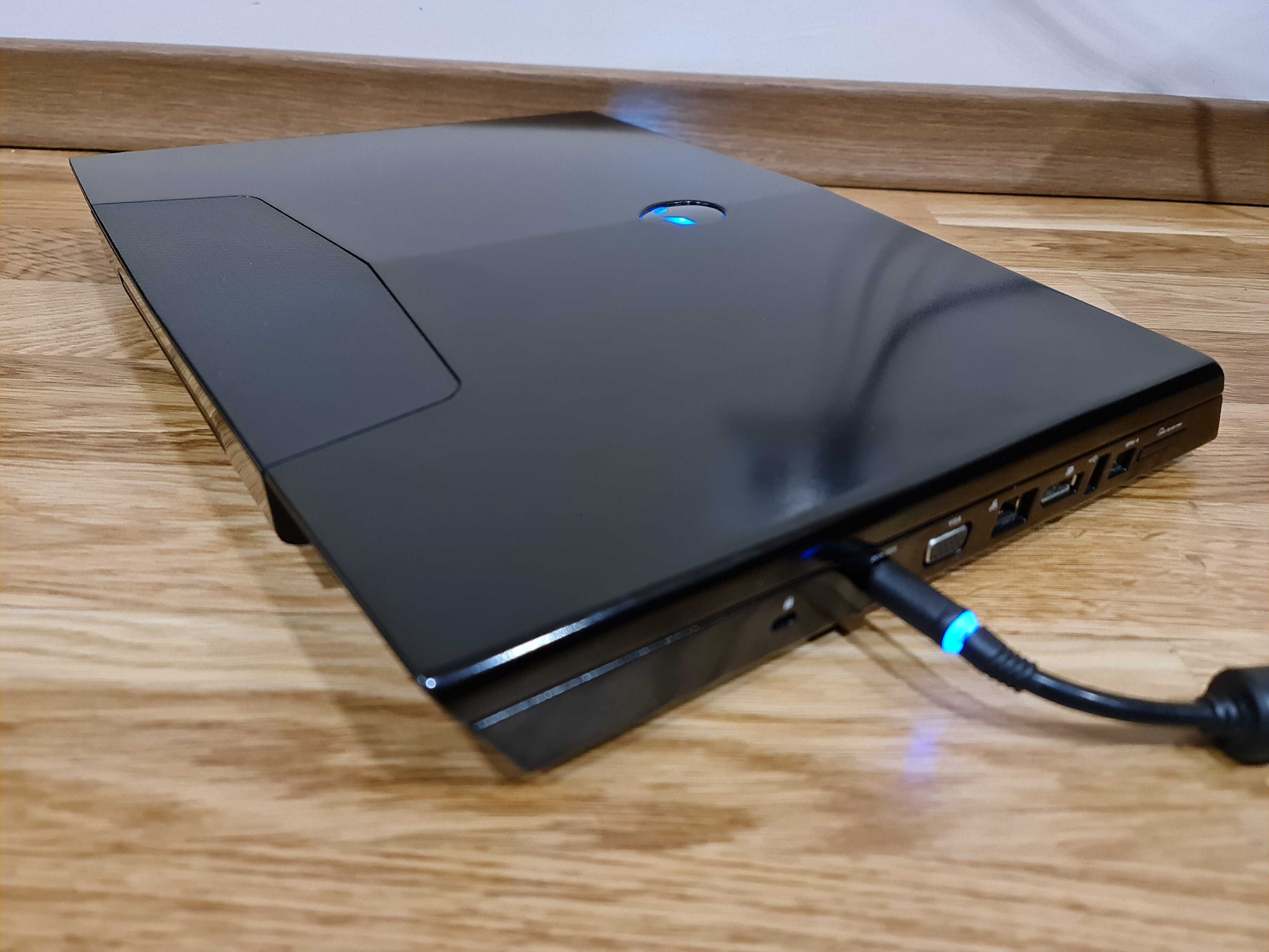 Laptop gaming ALIENWARE ,intel core i7-quad-, video nvidia, ssd 500 gb