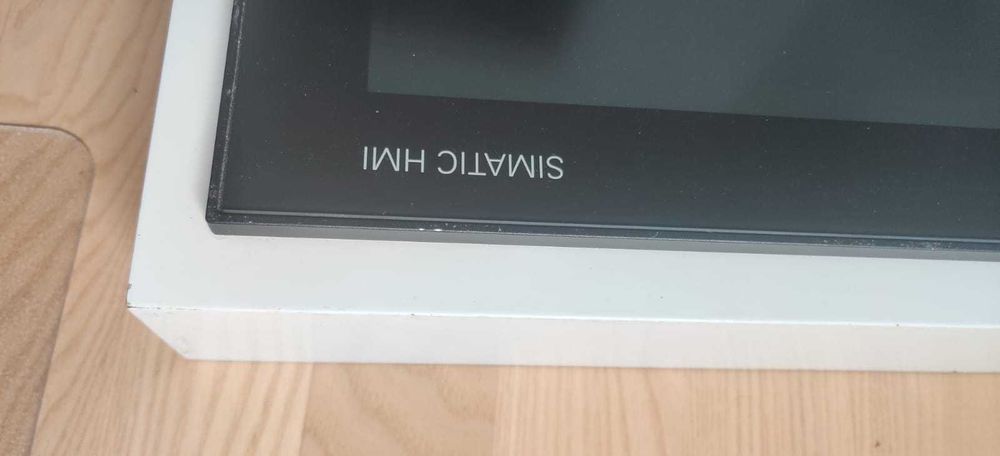 Siemens SIMATIC IFP2200 22 inch HMI