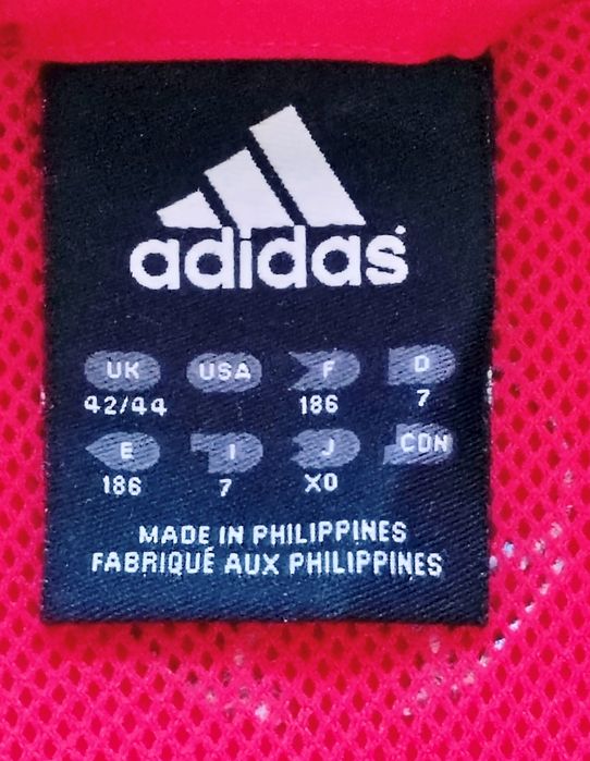 Bluză Adidas unisex.